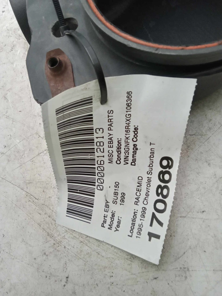 95-99 Chevy Suburban Tahoe Yukon Purificador de Aire Carcasa Sombrero Superior USADO FABRICANTE DE EQUIPOS ORIGINALES 15998578 Foto 2 de 4