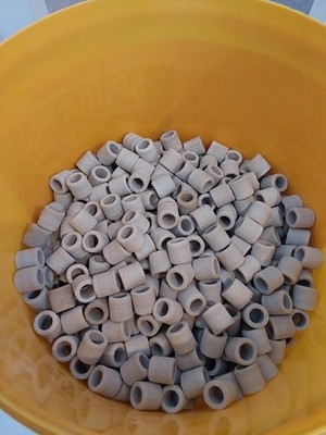 sera Siporax professional 2,1 Liter - durchgespült / gewaschen -