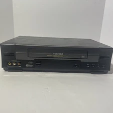 Toshiba W-528 VCR 4 Head Video Cassette Recorder Commercial skip Fully Tested