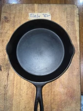Wapak Arc Logo Cast Iron Skillet No. 8 Heat Ring