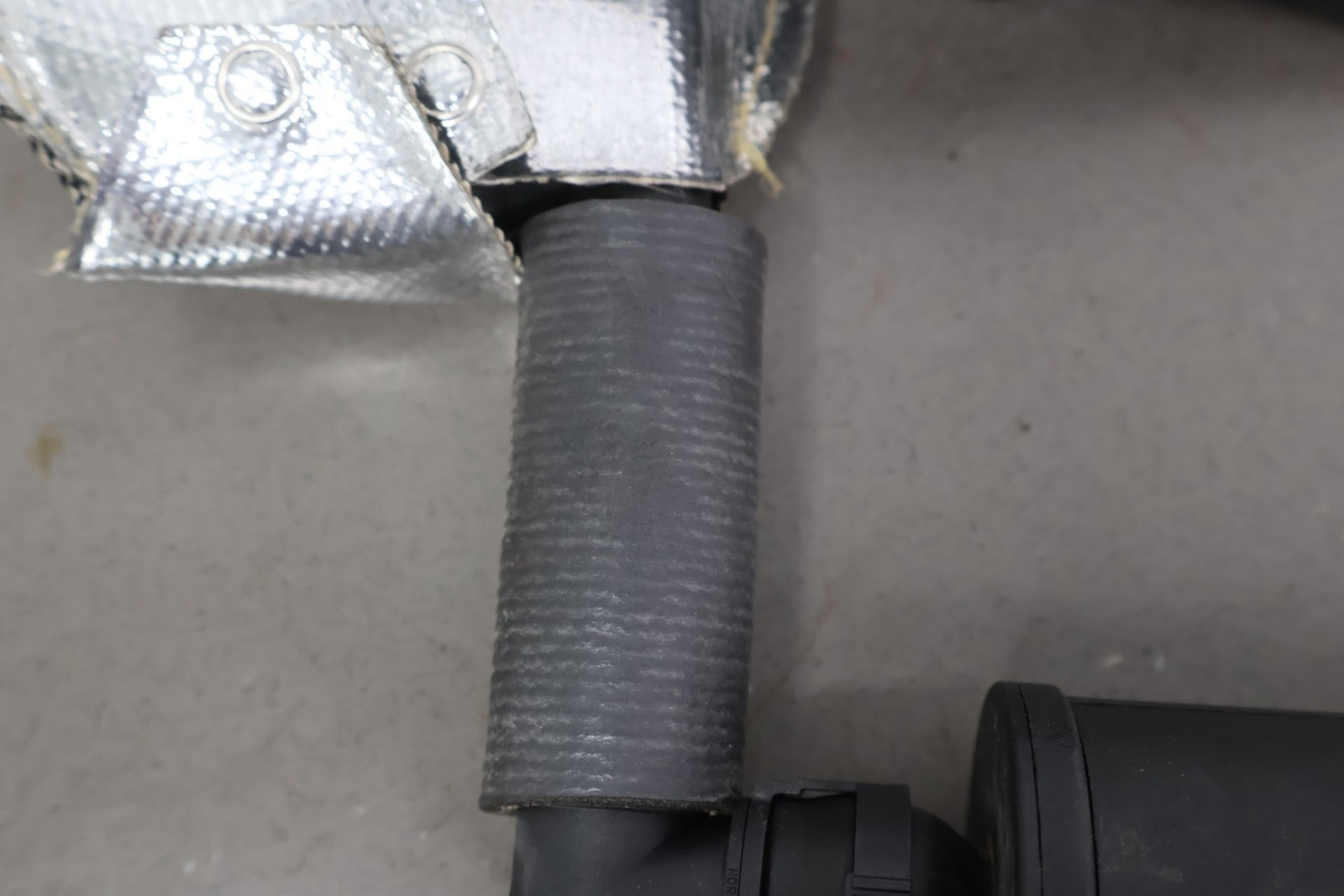Bentley Continental Flying Spur 2006 Oil separator P/N 07C103495
