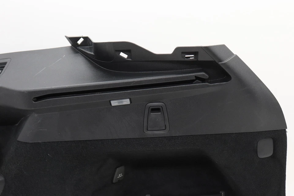 Panel de ajuste de cuarto Volvo XC90 2021 Foto 3 de 4