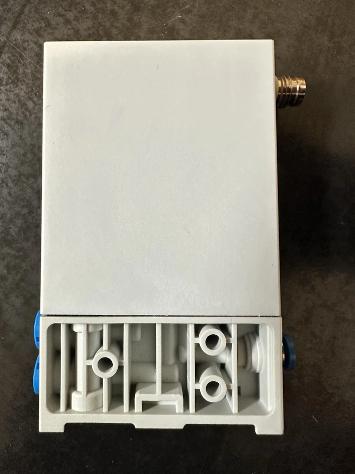 FESTO VEAB-L-26-D12-Q4-V1-1R1 8046301 (USADO) - Imagem 3 de 4
