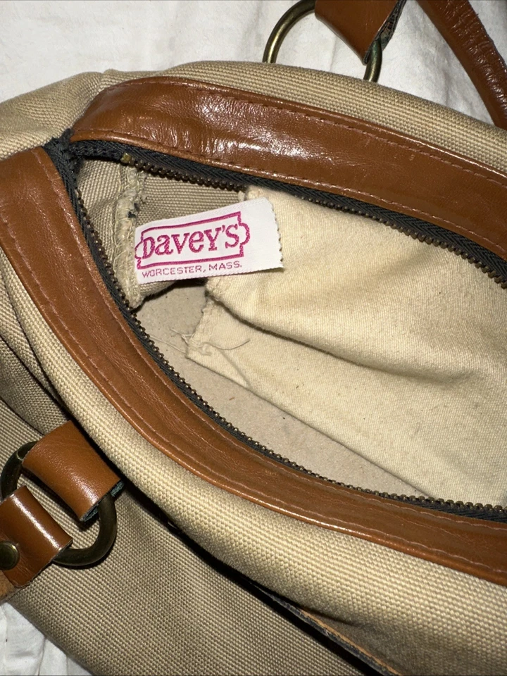 Daveys Vintage Canvas Bag Tote Zipper Side Pocket Light Brown Leather Trim USA - Image 4 of 4