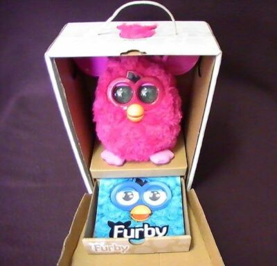ファービー 2012年版 ピンク Hasbro Furby Hot Pink 2012 Collectible In BoxExcellent Cond