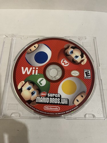 New Super Mario Bros. Wii (Nintendo Wii, 2009) Disk Only Tested - Picture 3 of 8