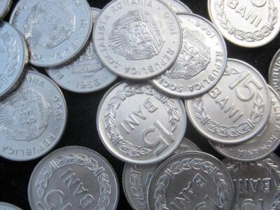 Romania 15 Bani 1966 BU lot of 25 BU coins