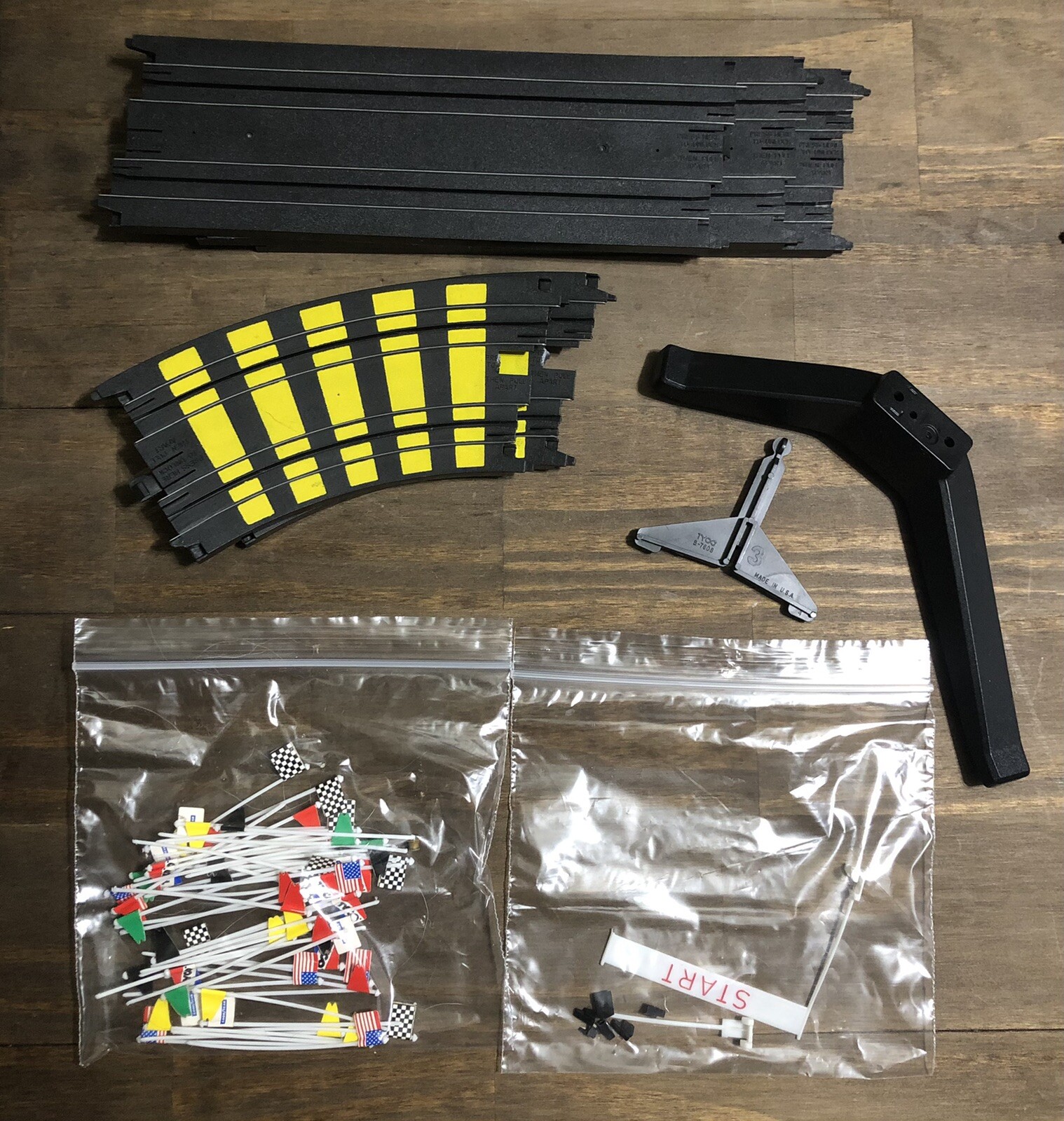 Vintage Tyco Slot Car 141 Piece LOT Track & Accessories + More READ