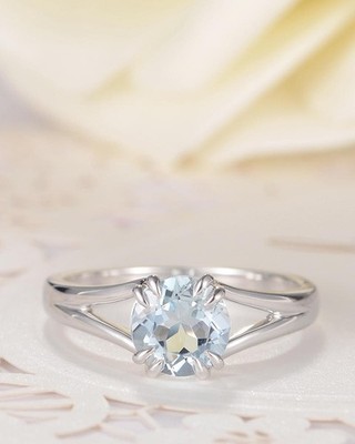 1.00 Ct Round Cut IGI Certified Lab Grown Diamond Engagement Ring 14k White Gold