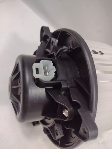 Genuine OEM GM Heating and Air Conditioning Blower Motor with Wheel 13369460 - Picture 2 of 5