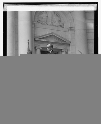 Photo:President Coolidge at Arlington 1925