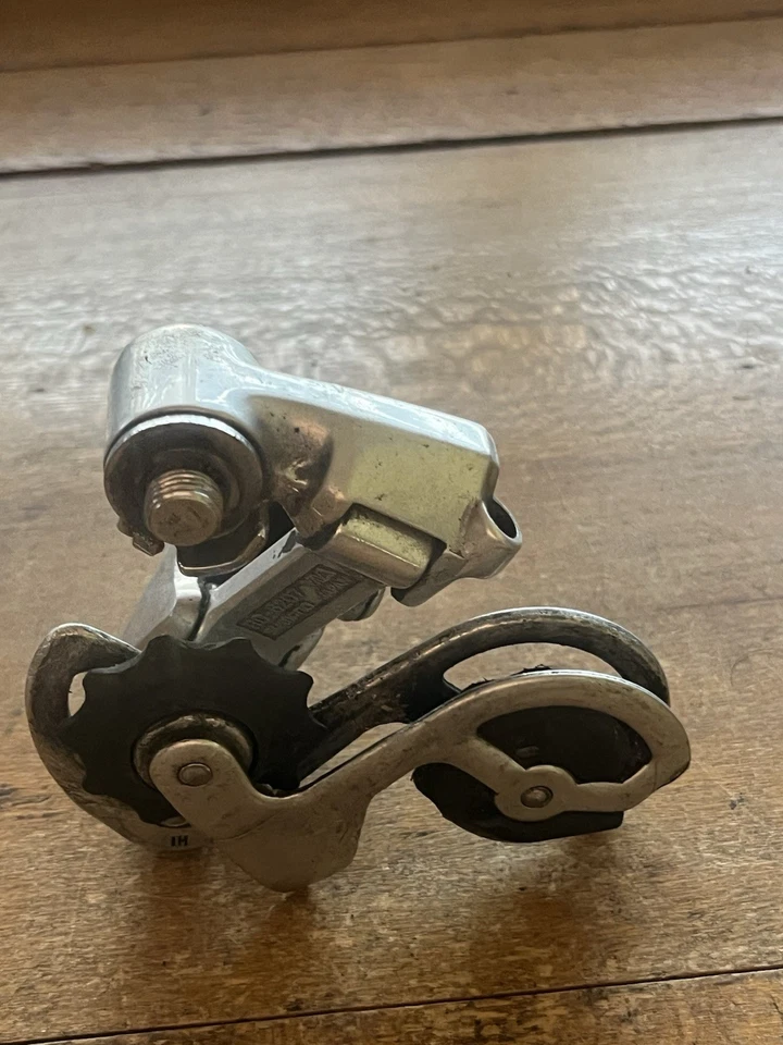 Desviador trasero Shimano 600 vintage ~poleas usadas~ RD-6207 jaula corta años 80 carretera Foto 2 de 4