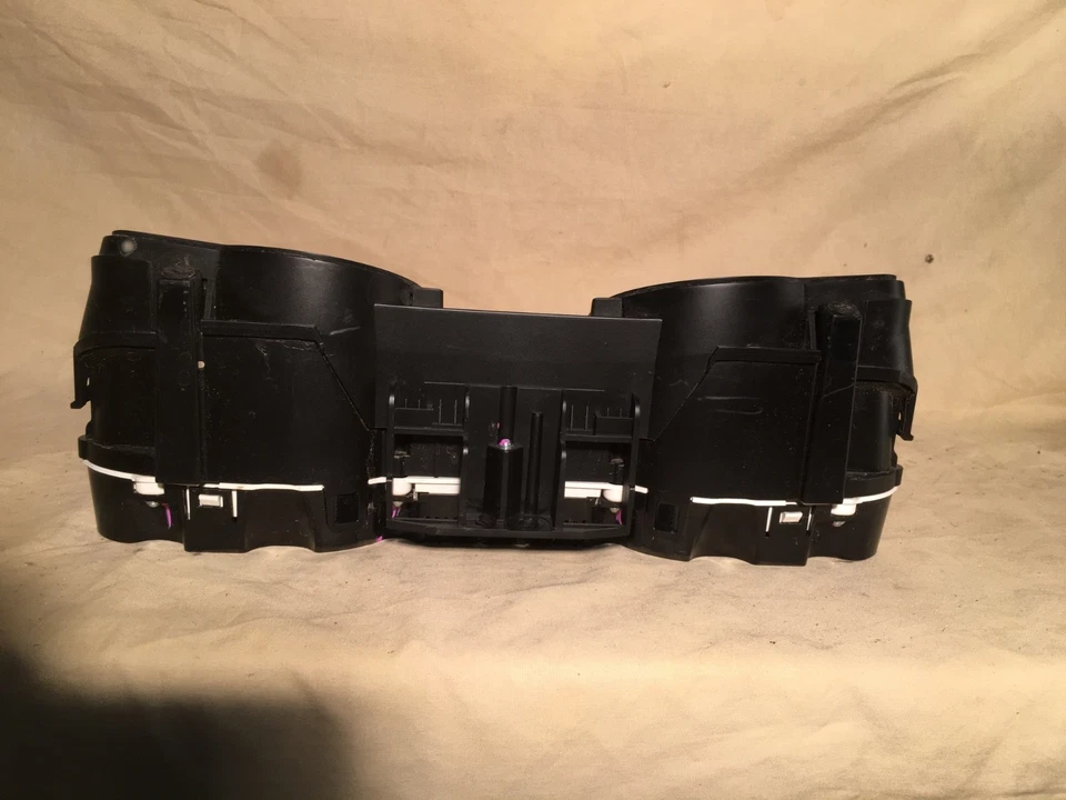 08-12 Audi A5 A5 Quattro Convertible Velocímetro Instrumento Cuadro Fabricante Original Foto 3 de 4