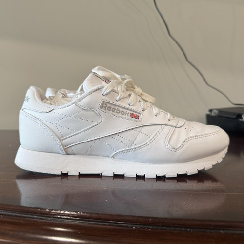Reebok Classic Leather Men's Low Top Lace-Up Sneakers White Solid 059503
