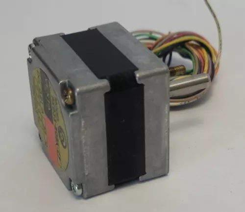 Oriental Motor Vexta PXD33-B02A-C7 Stepper Motor 5-Phase 0.36Deg/Step 0.21A 33Ω