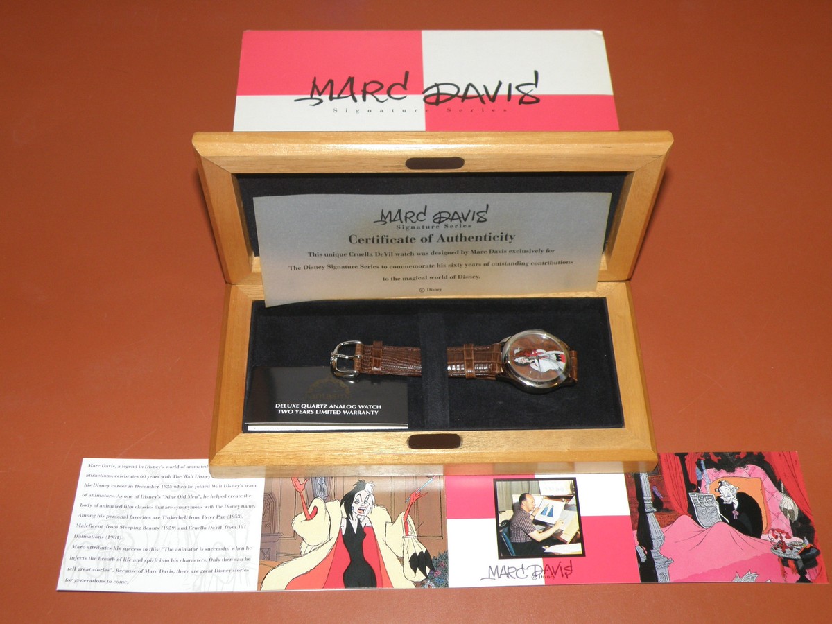 Marc Davis Signature Series Limited
Edition Watch Disney Cruella de Vil Disney Cruella De Vil Marc Davis Signature Series Limited  main image 3