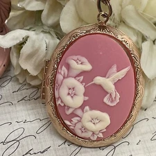 Hummingbird Cameo Pink Wedding rose gold Gift Bridal Bridesmaids Photo Locket