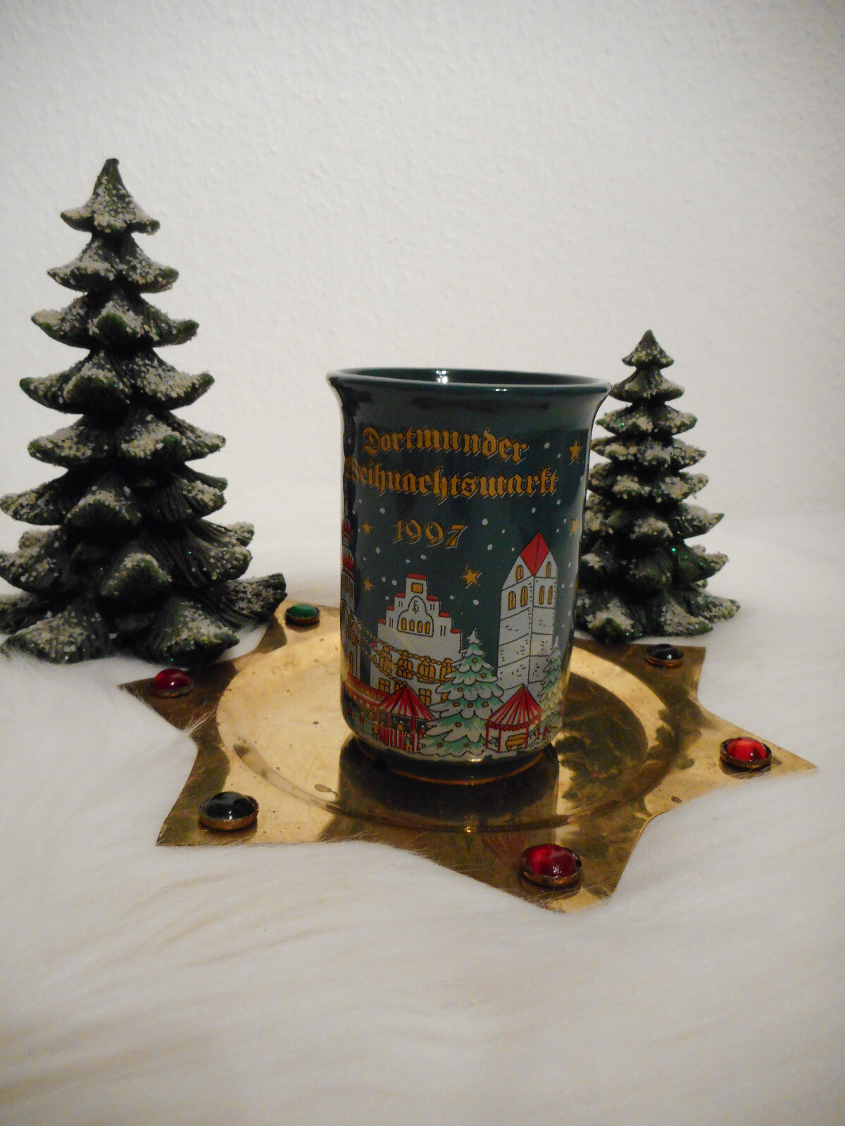 Bild 1 von 19