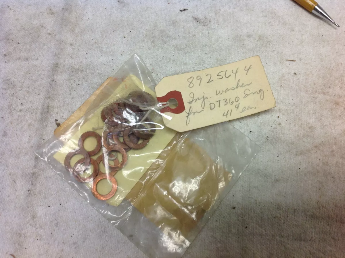 15 pack OEM INTERNATIONAL INJECTOR GASKETS 1812795C1 NOS FREE 