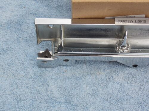 1961 Buick LeSabre courtesy light switch dash trim - Picture 2 of 12