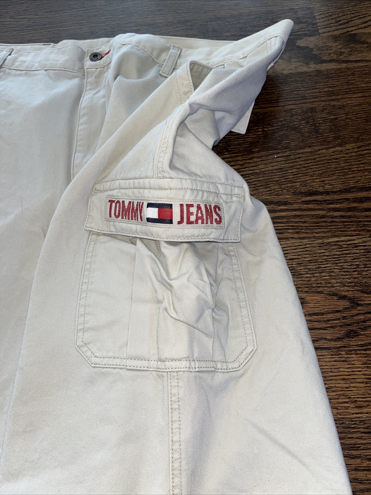 Tommy Hilfiger Jeans Vintage Cargo Shorts Beige Khaki Chinos Mens Waist 39 - View 2