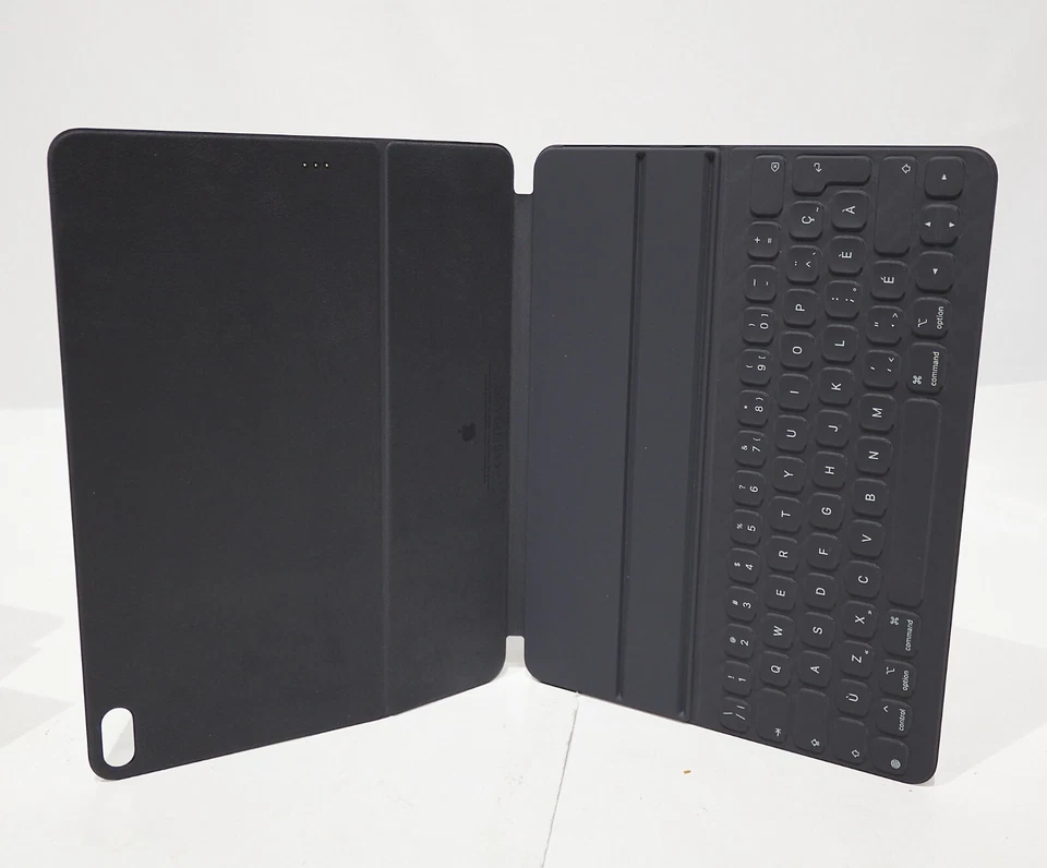 ✅ Apple Smart Keyboard for 12.9" iPad Pro 3rd Gen And iPad Air 13” - New - Read - Image 4 of 4