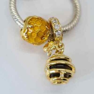 Authentic Pandora set of 2 Sweet As Honey Pendant and Golden Honey Shine Gold
