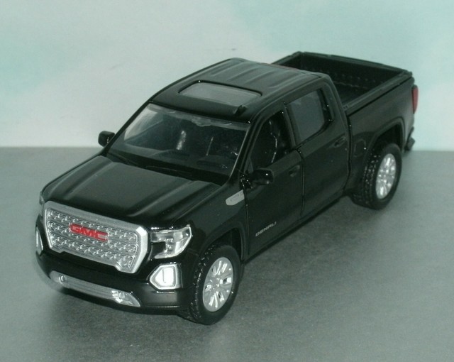 gmc sierra scale model