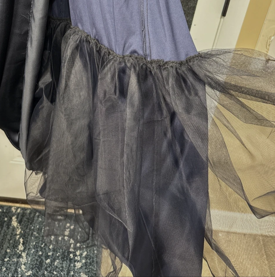 Betsy and Adam Gown Navy Blue Size 8 Sleeveless Stretch Bodice Satin Tulle Skirt - Image 4 of 4