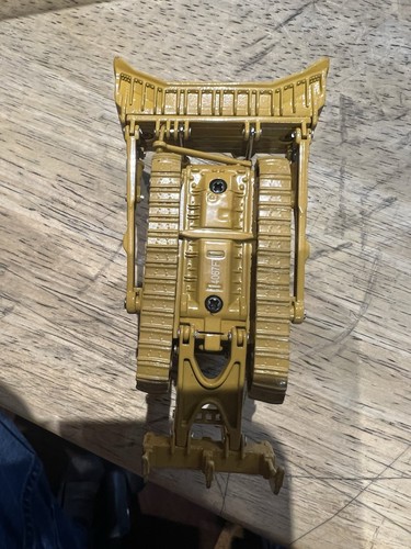 Norscot #55209 1/87th scale Caterpillar D9T - Picture 8 of 10