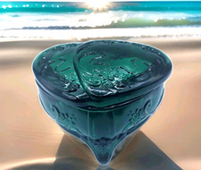 Wilkerson Signed Jewelry Box Glass Hunter Green 3 Toed Double Heart Gift