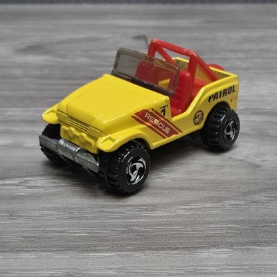 Hot Wheels Mattel Coast Rescue Jeep 1990 Due Cast Toy Car