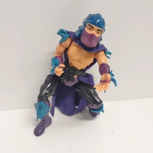 Vintage TMNT Shredder Action Figure w/Cloth Robe and Belt Playmates Toys