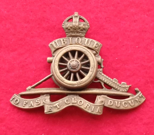 WW2 Royal Artillery Brass Military Cap Badge. End Of Slider Shortened.   A1-60