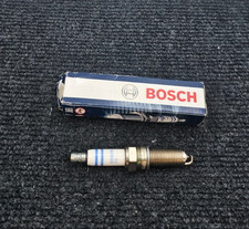 (QTY 5) Bosch YR7MPP33 8183 Double Platinum Spark Plugs Fits 2010-2012 GLK350