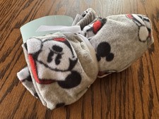 NWT Boys Size 6 Disney Mickey Mouse Christmas Santa Hat Pajama Pants Gray