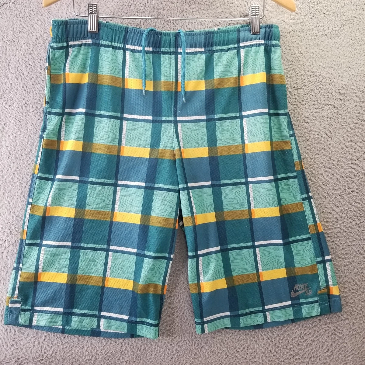 Nike SB Skate Shorts Youth Extra Large Size 33-36 Blue Plaid Check