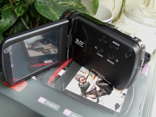 POLAROID iD879 FULL HD 1080P 16 MP SMART TOUCH SCREEN DIGITAL CAMERA / CAMCORDER - Picture 7 of 23