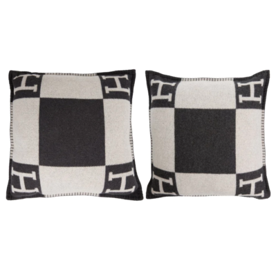 Set Of 2 ——NEW HERMES (Ecru Gris Fonce) Wool Cashmere Avalon Iii