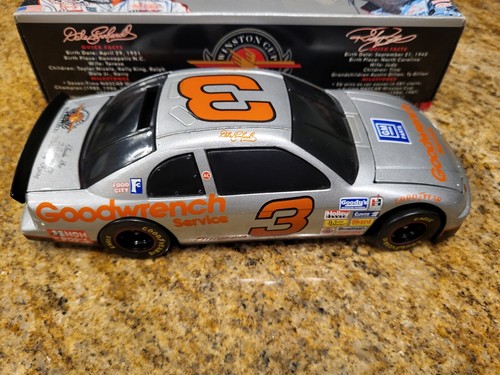 1995 Action Dale Earnhardt GM Goodwrench Silver Select BWB 1/24 - Picture 3 of 7