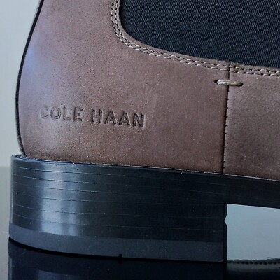 Cole Haan Men display picture 3