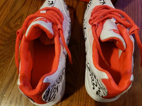 NIKE AIR 95 QS (GS) SZ 7y WHITE/BLK/CRAMOISI ATHLETIC SHOES WMS /AH3808-100 - Picture 5 of 10
