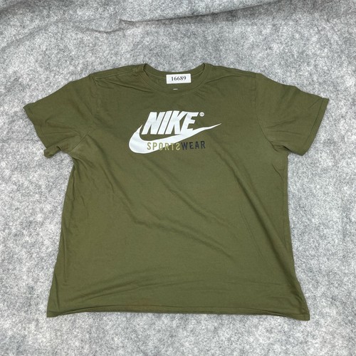Nike Sportswear T-Shirt Men's XL Short 