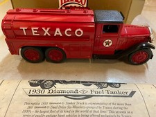 ERTL 1930 Diamond T Texaco Fuel Tanker Truck Bank. Die-Cast Locking Bank w Key 