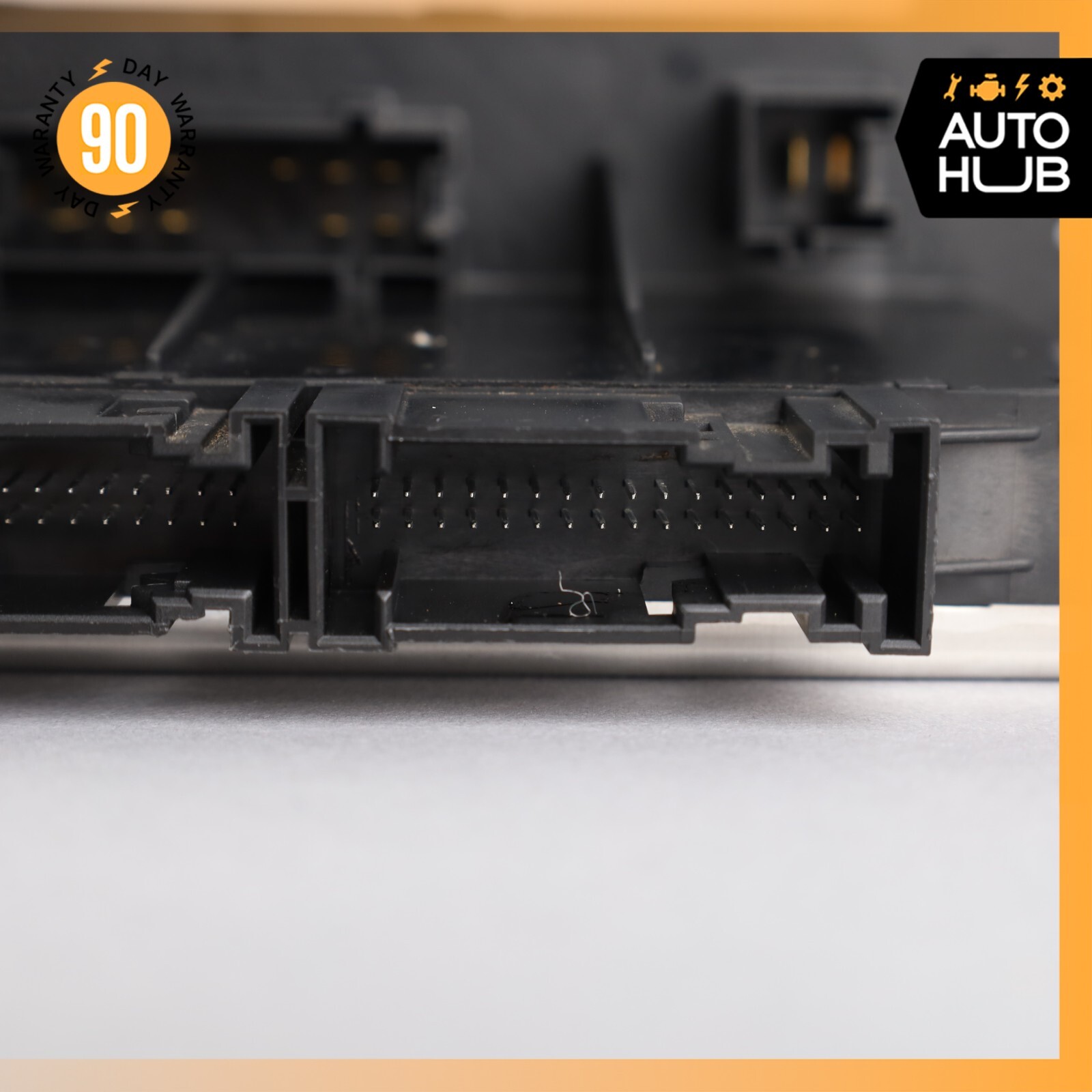 03-12 Mercedes R230 SL500 SL55 AMG SL550 Rear SAM Fuse Box Relay Module OEM
