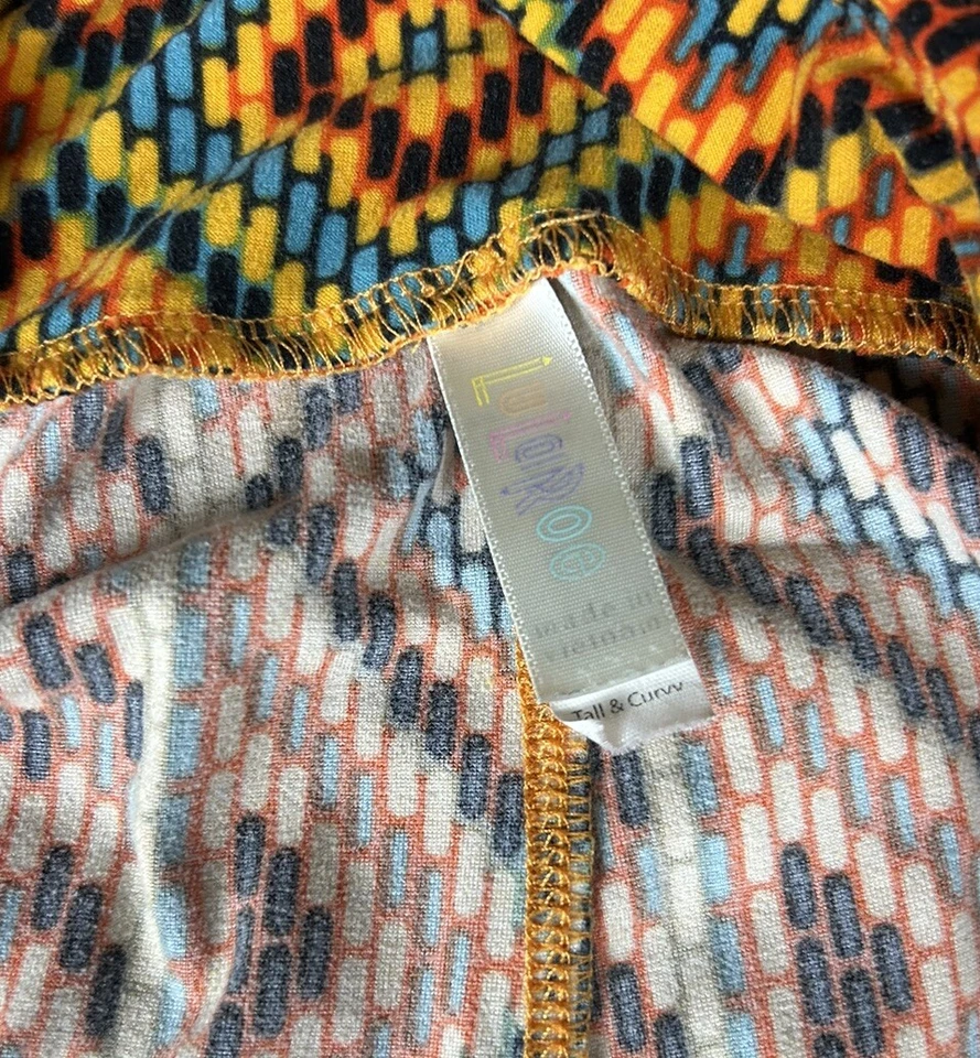 Lularoe Womens Yellow Diamond Geometric Leggings Tall And Curvy - Image 3 of 3