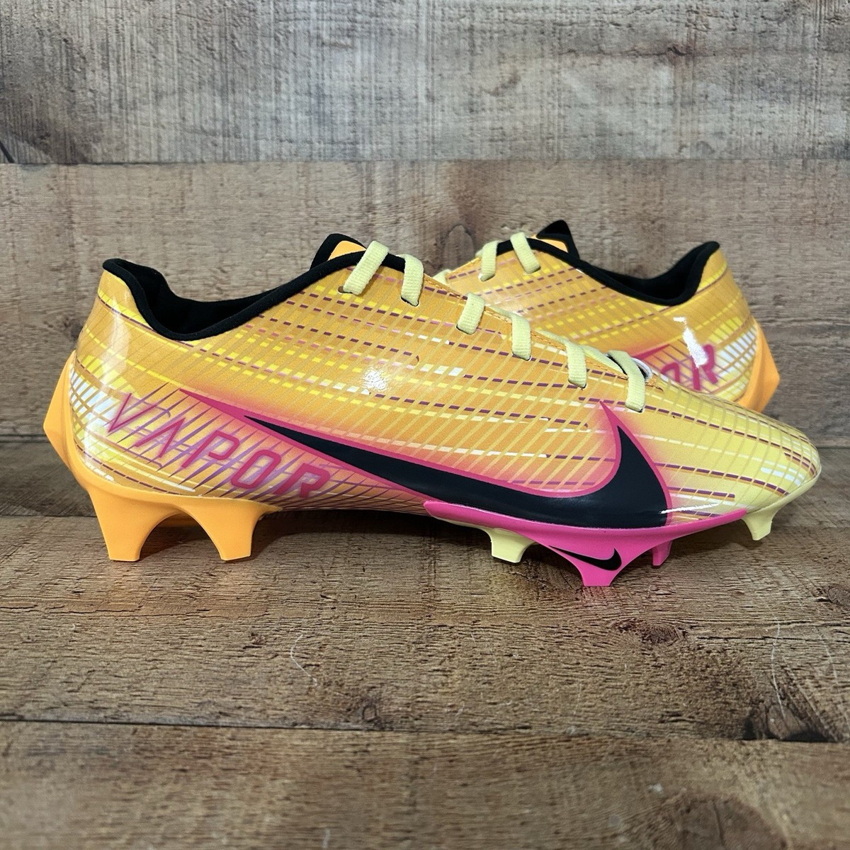 Nfl Players Good Cleats Nfl Players Best Football Cleats For Wide