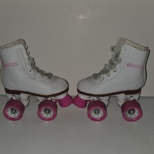 Chicago Skates 1900 White Quad Roller Skates with Pink Wheels Size US J10