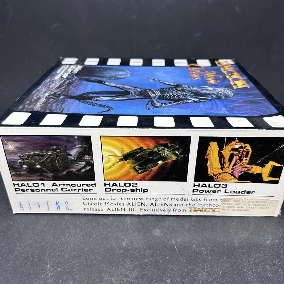 Halcyon Movie Classics Alien Warrior w Base & Egg 1:9 Model Kit 1991 NOS Vintage - Image 3 of 4