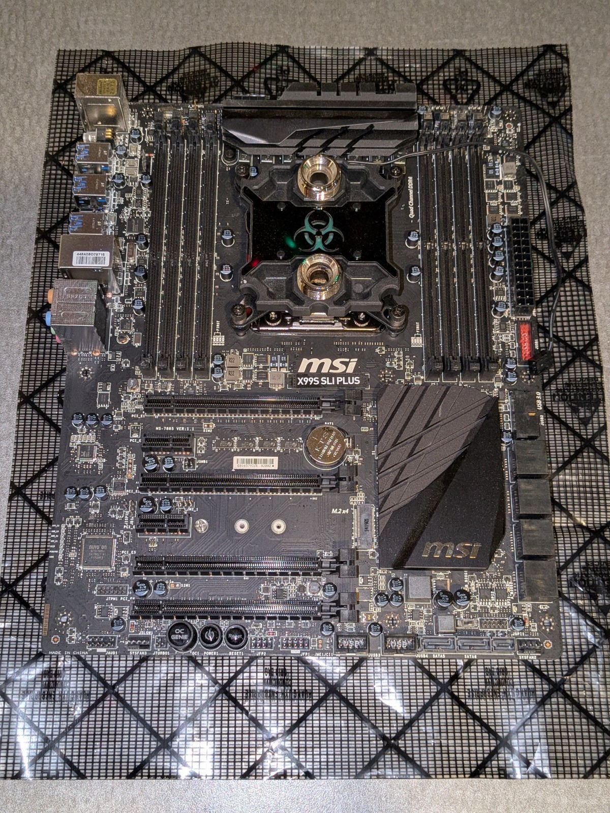 MSI X99S SLI PLUS, LGA 2011/Socket R with i7-5820K CPU